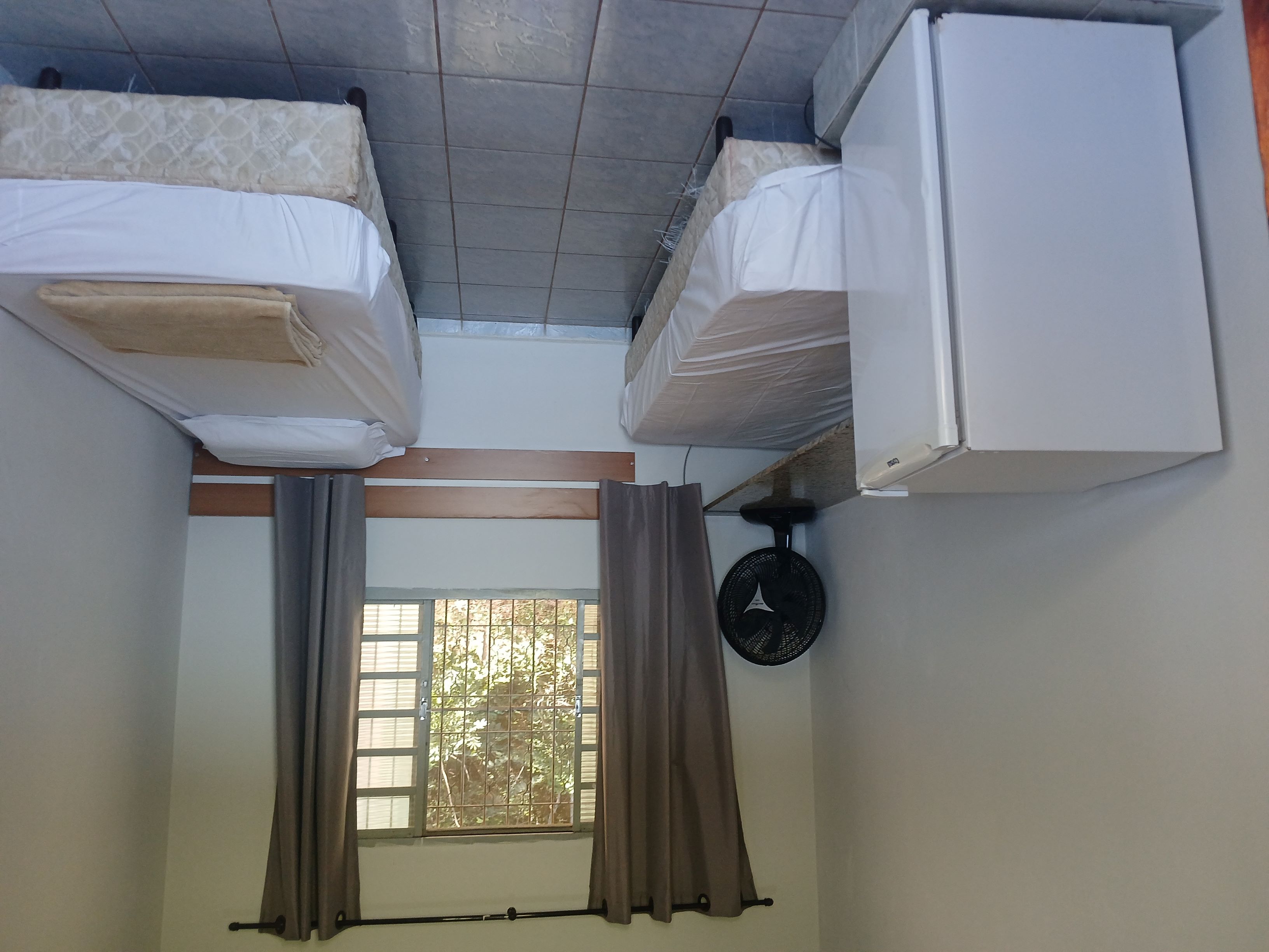 quarto2 chale familia .jpg